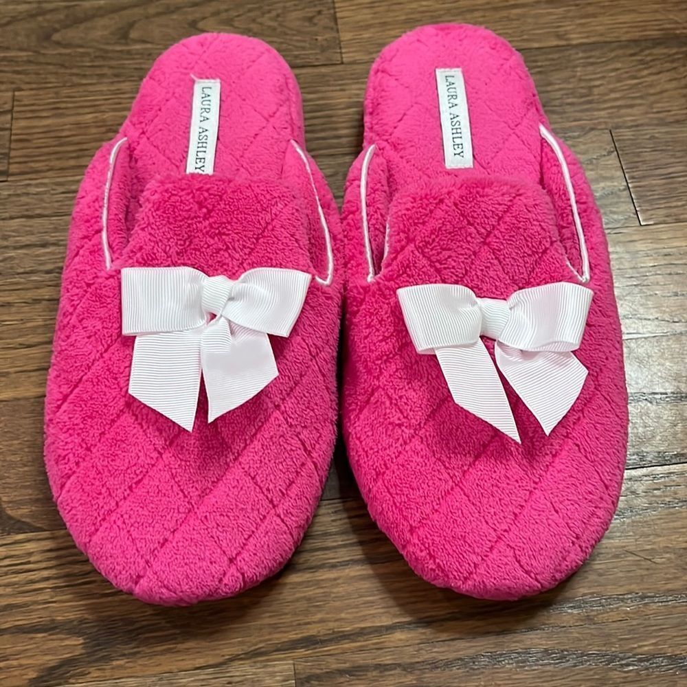 Laura Ashley sleepers New without tags 
Size 8-9